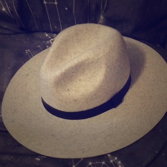 NWT Cute hipster hat - Picture 1 of 4